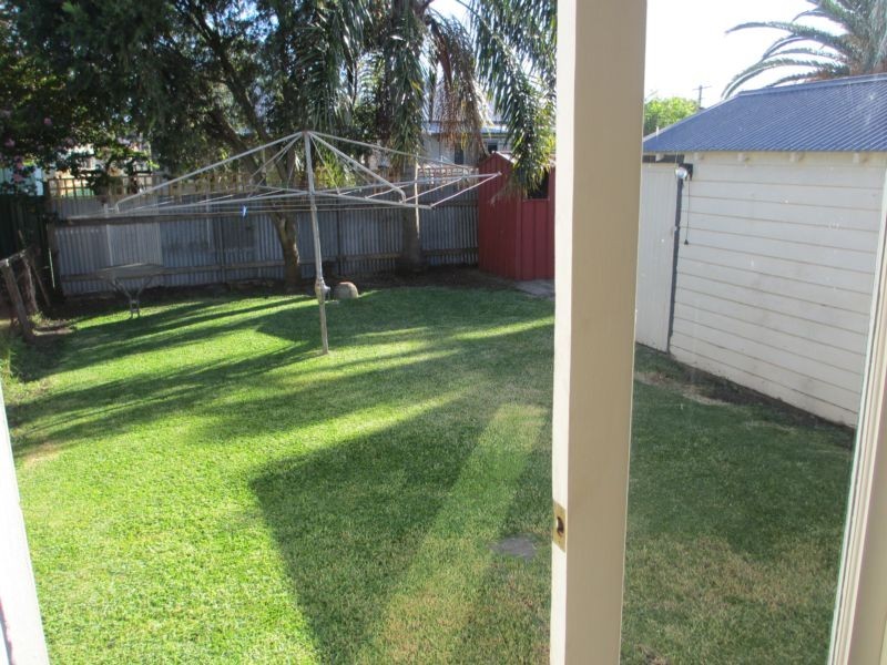 24 SUNNYSIDE ST, Mayfield NSW 2304