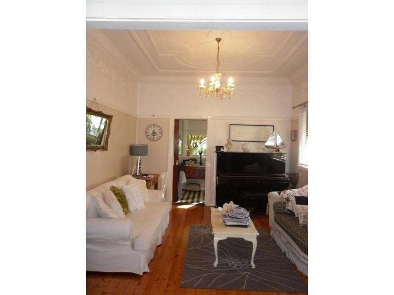 267 BEAUMONT ST, Hamilton NSW 2303
