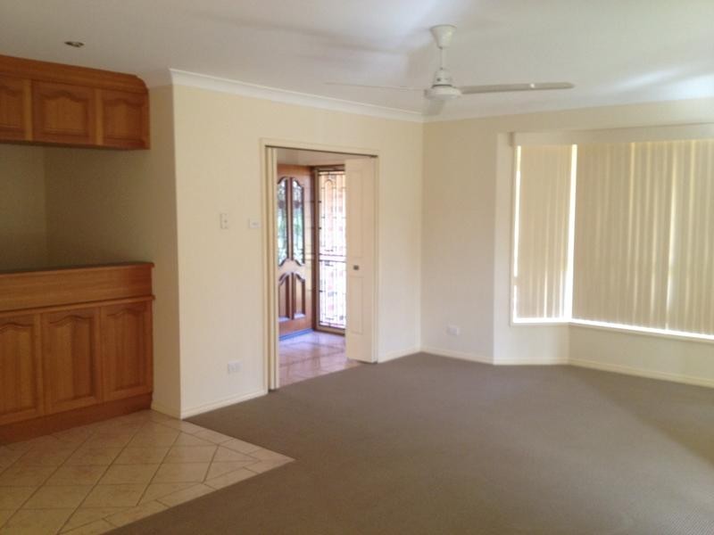 16 MCCUBBIN WAY, Lambton NSW 2299