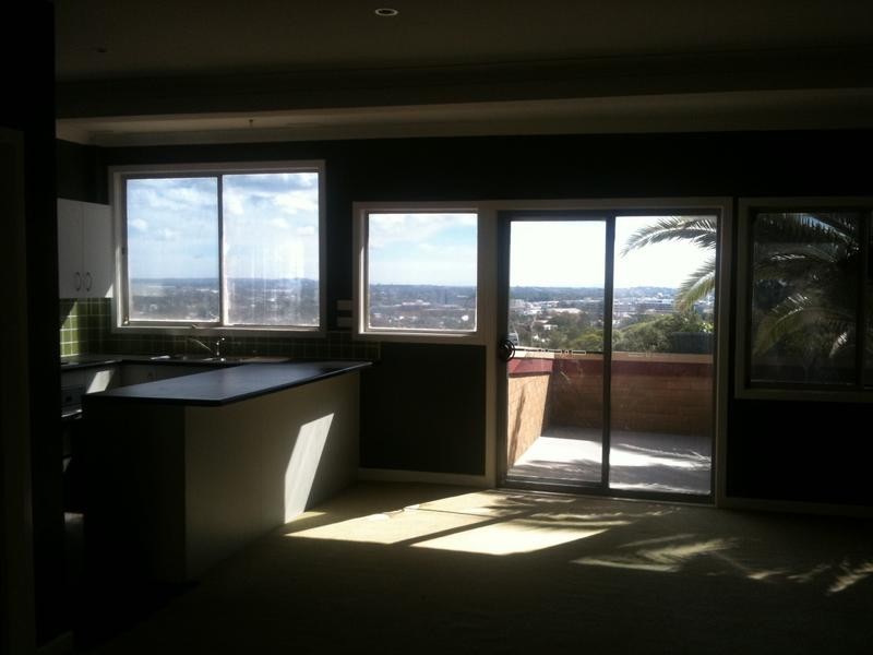 4/67 NESCA PDE, The Hill NSW 2300