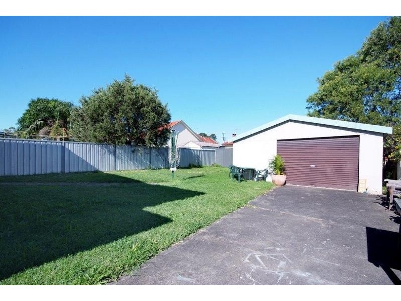 28 Vera Street, Waratah West NSW 2298