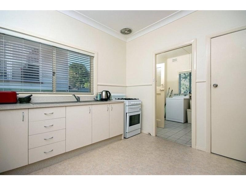 28 Vera Street, Waratah West NSW 2298