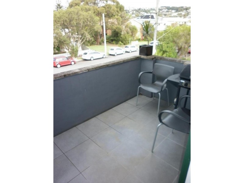 8/5 DENT ST, Merewether NSW 2291