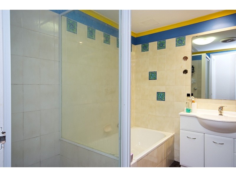 8/57 Nesca Parade, Newcastle NSW 2300