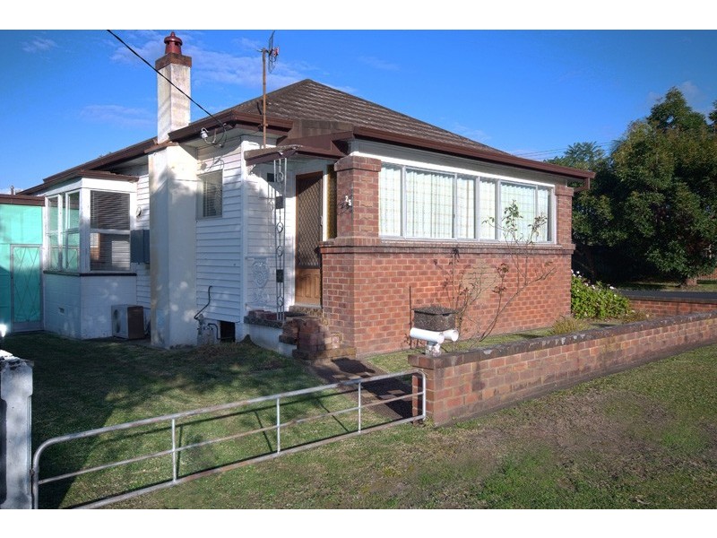 25 Edden Street, Adamstown NSW 2289