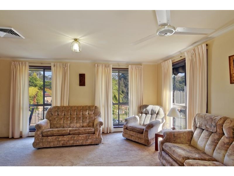 33 Greenwood Avenue, Belmont NSW 2280