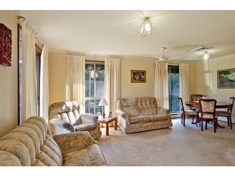 33 Greenwood Avenue, Belmont NSW 2280