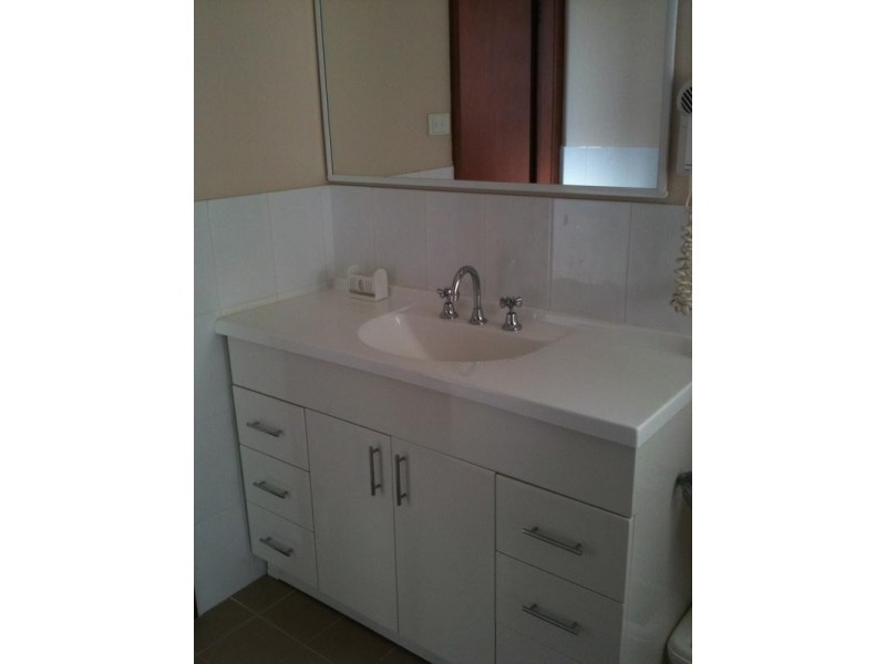 2/39 Dickinson Street, Charlestown NSW 2290