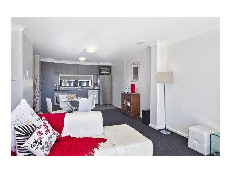 207/5 Tudor Street, Newcastle West NSW 2302