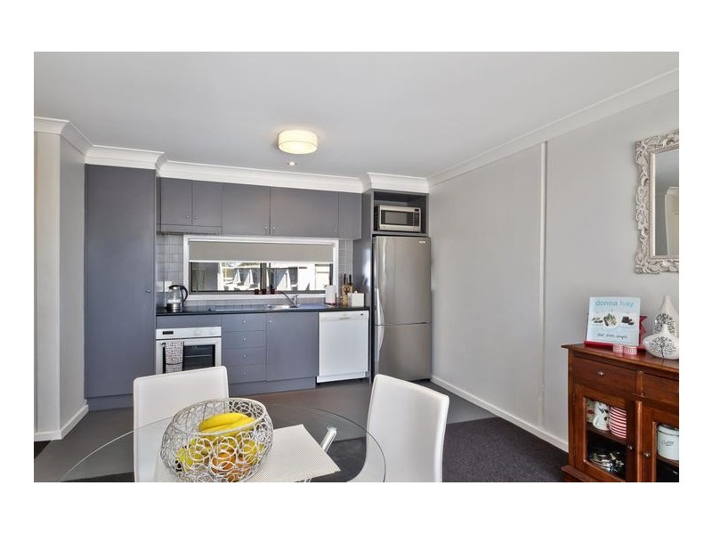 207/5 Tudor Street, Newcastle West NSW 2302
