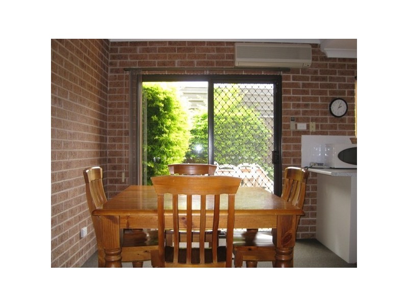 4/39 Dickinson Street, Charlestown NSW 2290