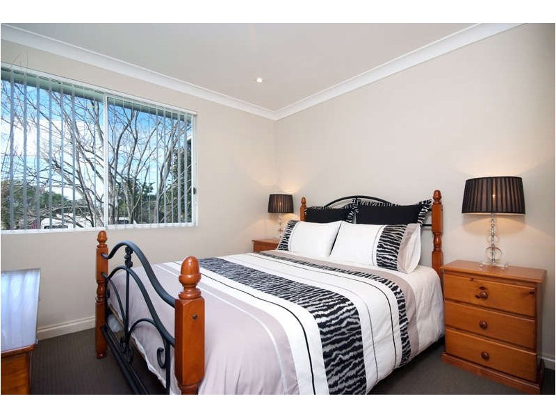 1 BLACKWOOD CRT, Maryland NSW 2287