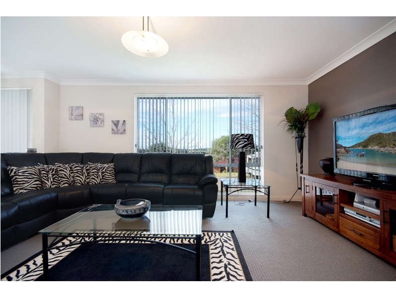 1 BLACKWOOD CRT, Maryland NSW 2287