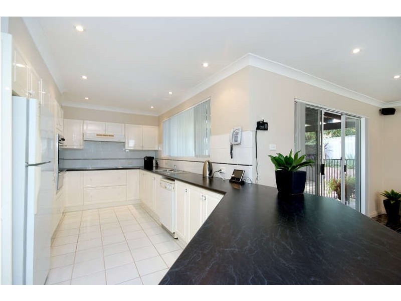 1 BLACKWOOD CRT, Maryland NSW 2287