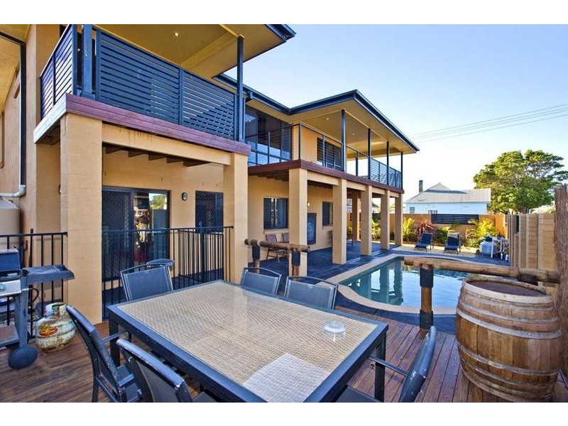 17 PEMBROKE ST, Stockton NSW 2295