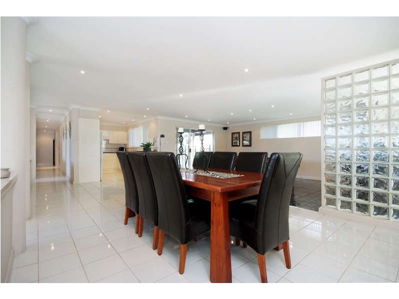 1 BLACKWOOD CRT, Maryland NSW 2287
