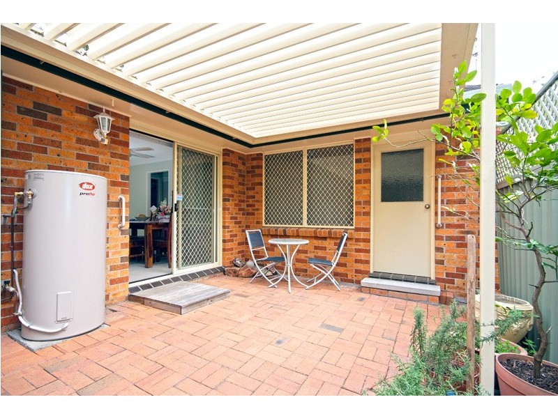 2/16 Bourke Street, Adamstown NSW 2289
