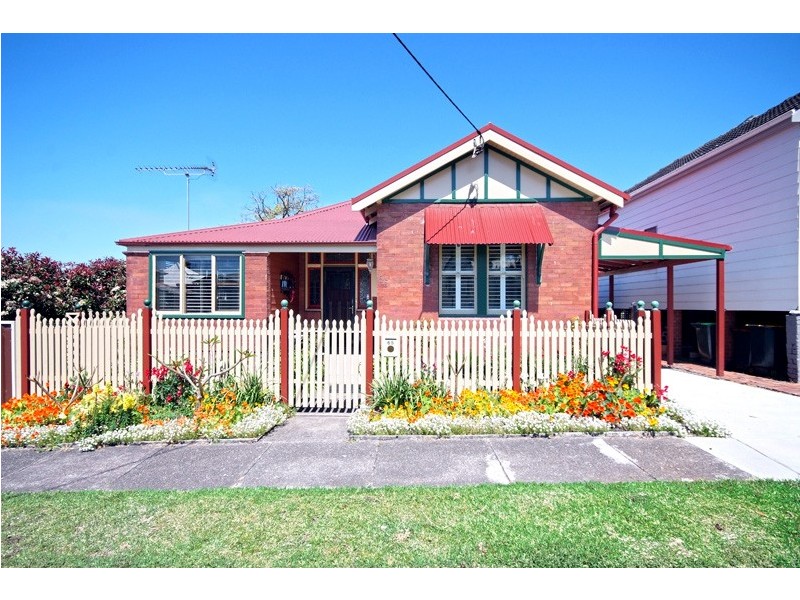 65 Veda Street, Hamilton NSW 2303