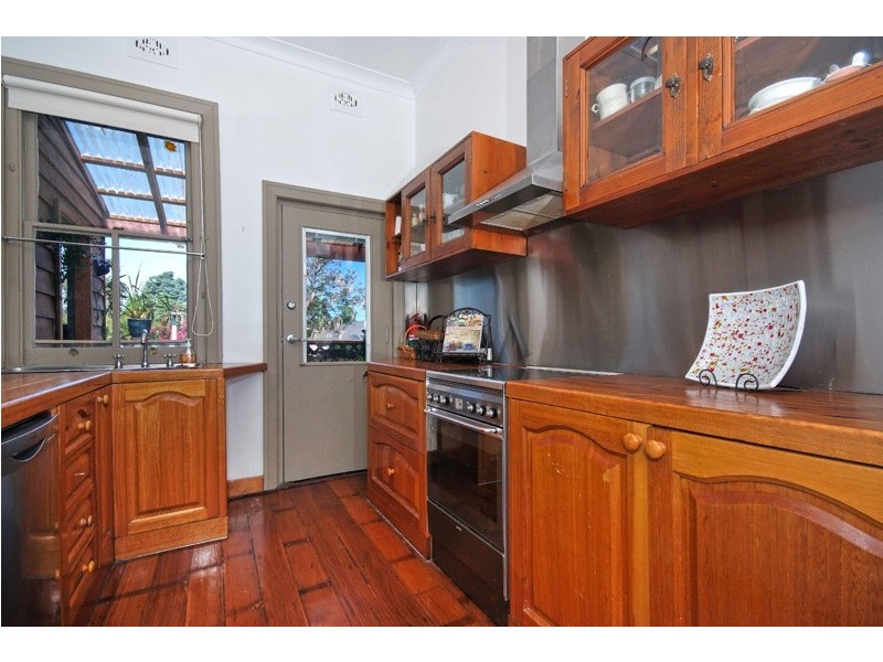 65 Veda Street, Hamilton NSW 2303