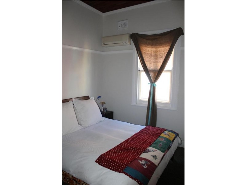 182 LAWSON ST, Hamilton South NSW 2303