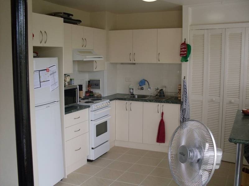 2/88 TYRRELL ST, Newcastle NSW 2300