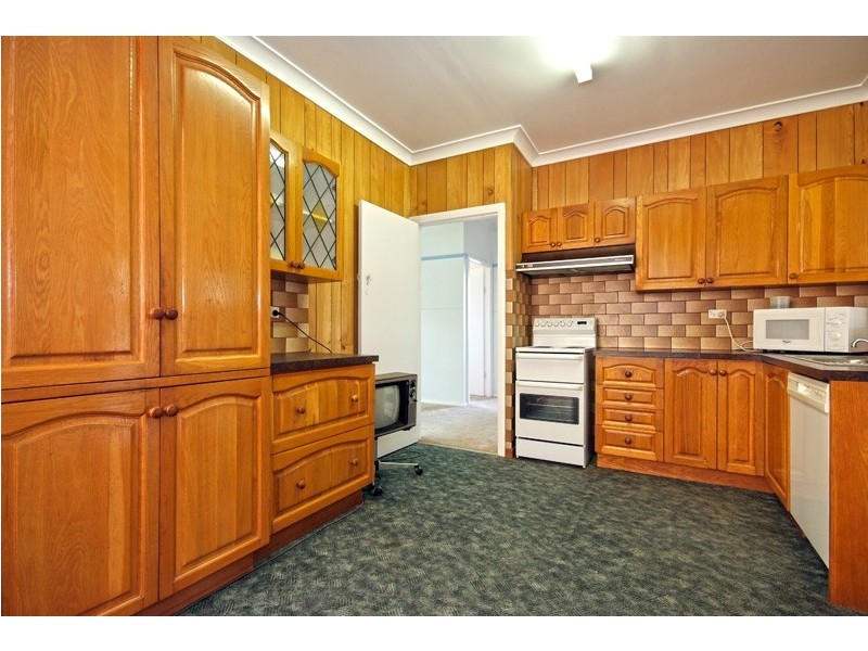 17 Fairlands Road, Medowie NSW 2318