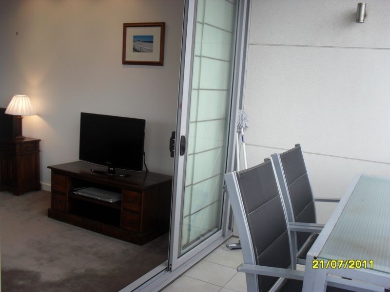 401/2 Honeysuckle Dve, Newcastle NSW 2300