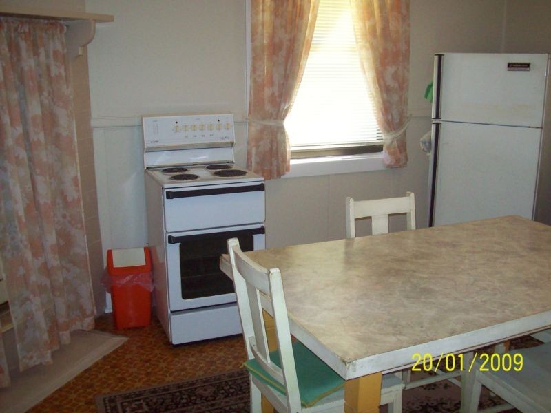 392 SANDGATE RD, Shortland NSW 2307