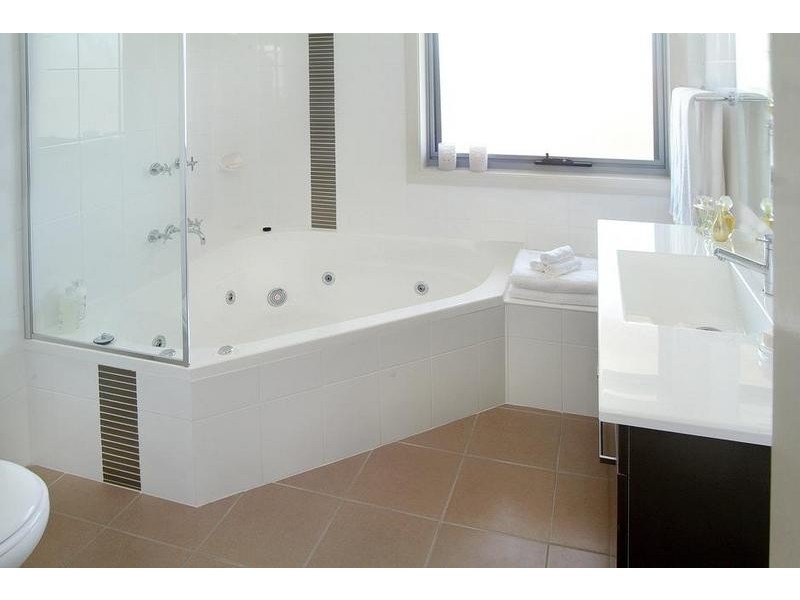 61A NARARA RD, Adamstown NSW 2289
