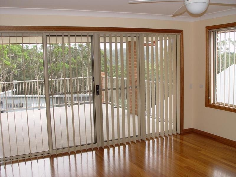 1 BEULAH PL, Kotara NSW 2289