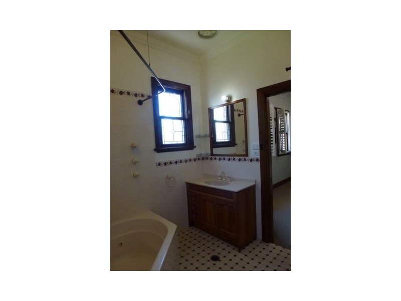 2/44 Stewart Avenue, Hamilton South NSW 2303