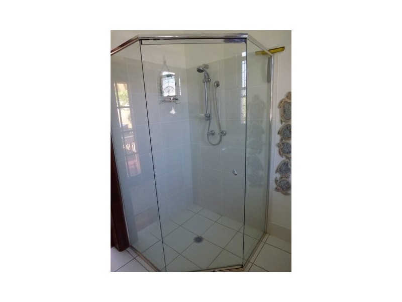 2/44 Stewart Avenue, Hamilton South NSW 2303