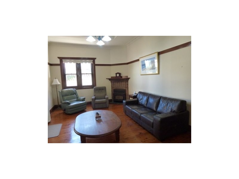 2/44 Stewart Avenue, Hamilton South NSW 2303