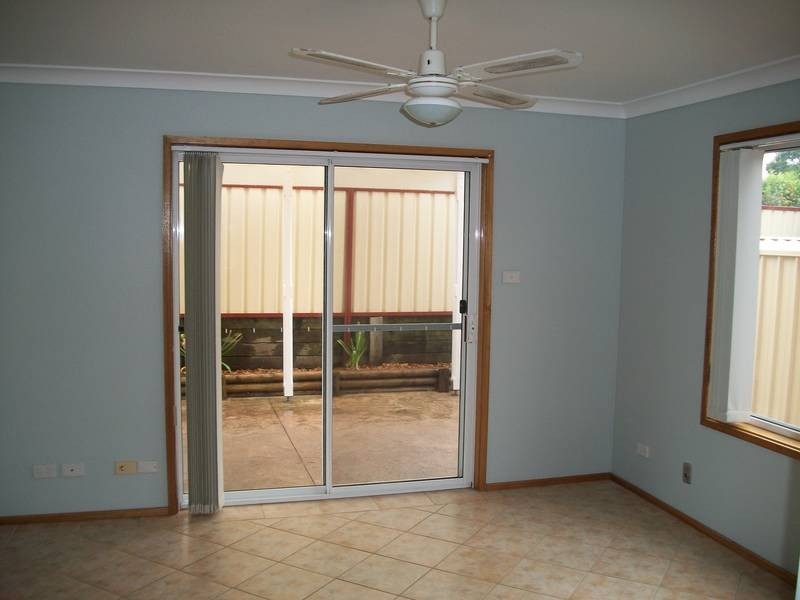 2 ANGALA CRESCENT, Maryland NSW 2287