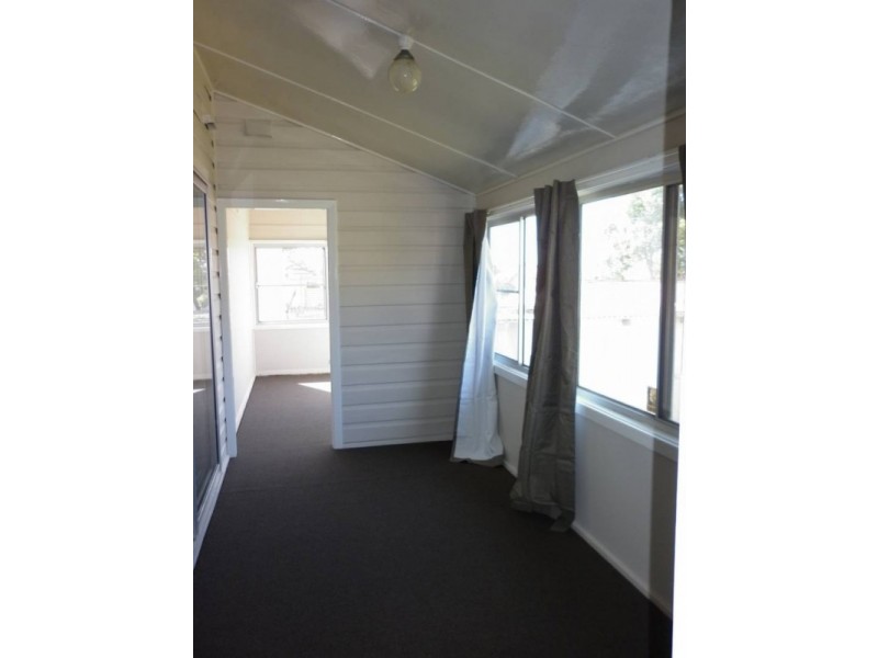 22 Catherine Street, Waratah West NSW 2298