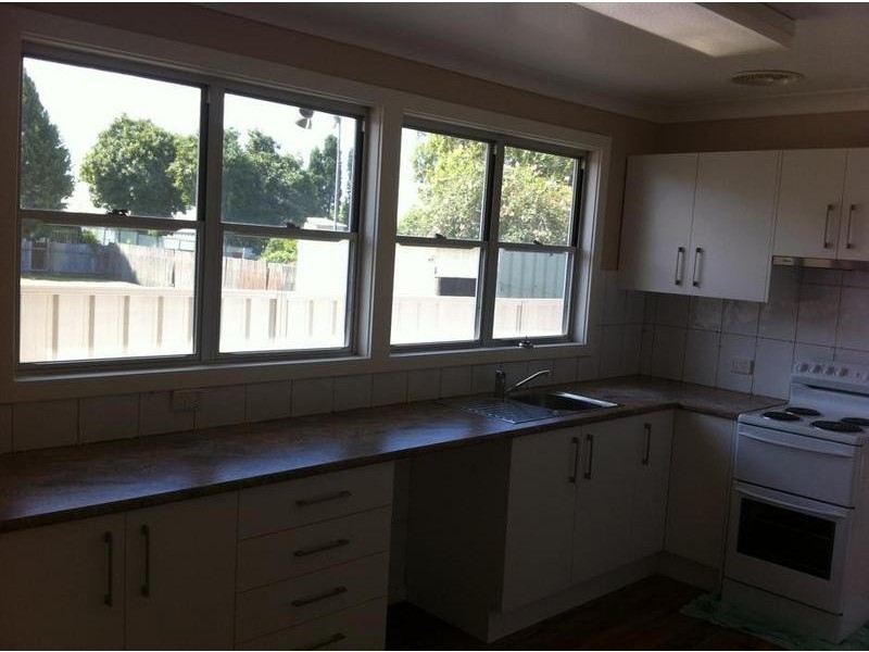 24 Whitton Street, Wallsend NSW 2287