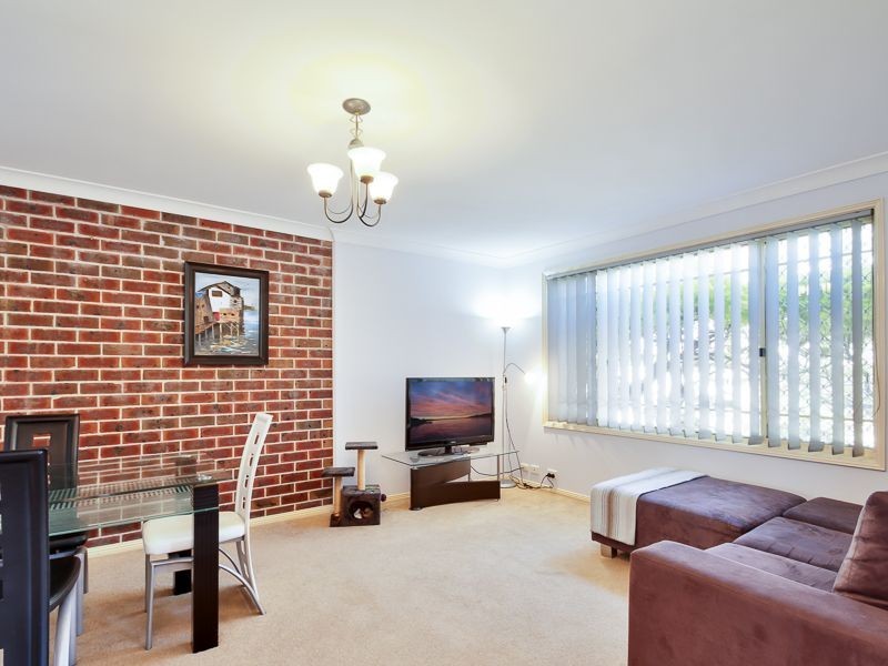 7/14 Angophora Drive, Warabrook NSW 2304