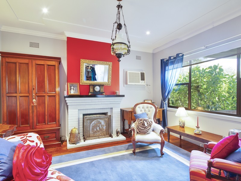 11 Woodlands Avenue, New Lambton NSW 2305