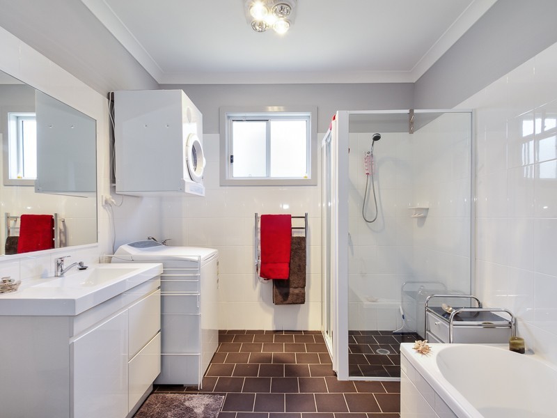 11 Woodlands Avenue, New Lambton NSW 2305