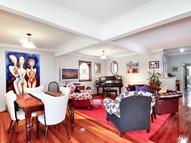 11 Woodlands Avenue, New Lambton NSW 2305