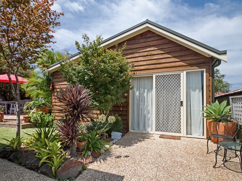 11 Woodlands Avenue, New Lambton NSW 2305