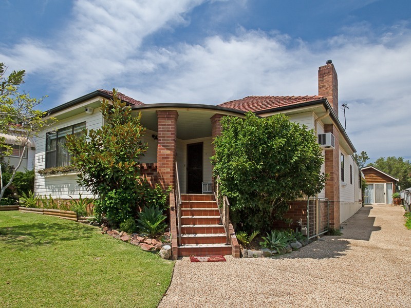 11 Woodlands Avenue, New Lambton NSW 2305