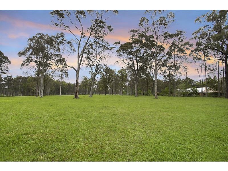 169 McFarlanes Road, Berry Park NSW 2321