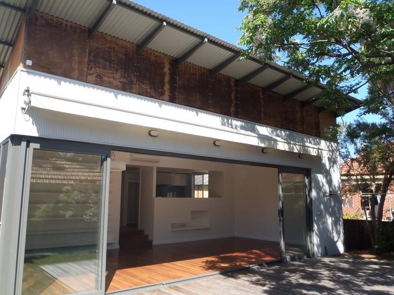 58 STANLEY ST, Hamilton South NSW 2303