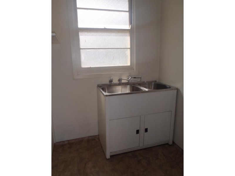 6 Wales, Charlestown NSW 2290