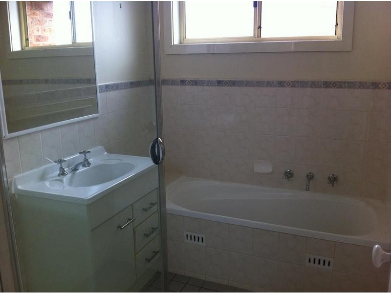 3/12 ANGAPHORA DRIVE, Warabrook NSW 2304