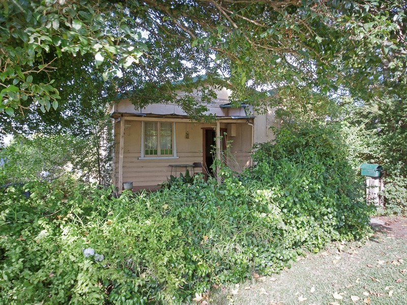 6 Helen Street, Cardiff South NSW 2285