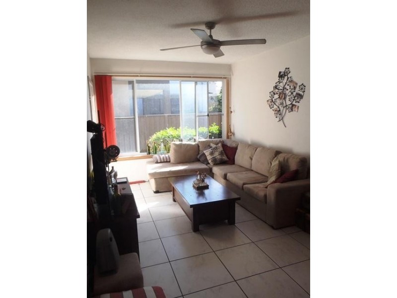 2/2 Sneddon Street, Merewether NSW 2291