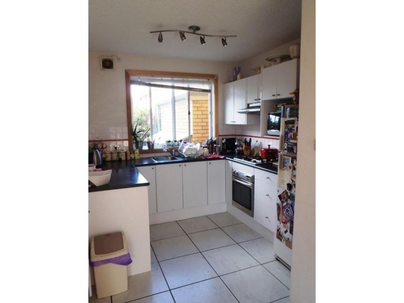 2/2 Sneddon Street, Merewether NSW 2291