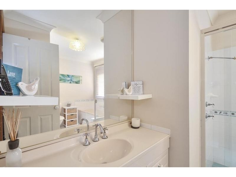 20 Cypress Close, Fletcher NSW 2287
